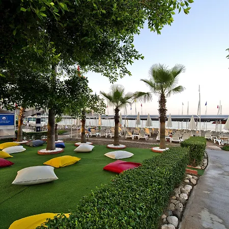 Sealife Buket Resort & Beach Hotel-2